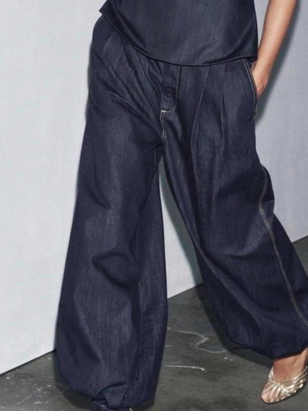 Zara Dark Indigo Relaxed Wide-Leg Jeans